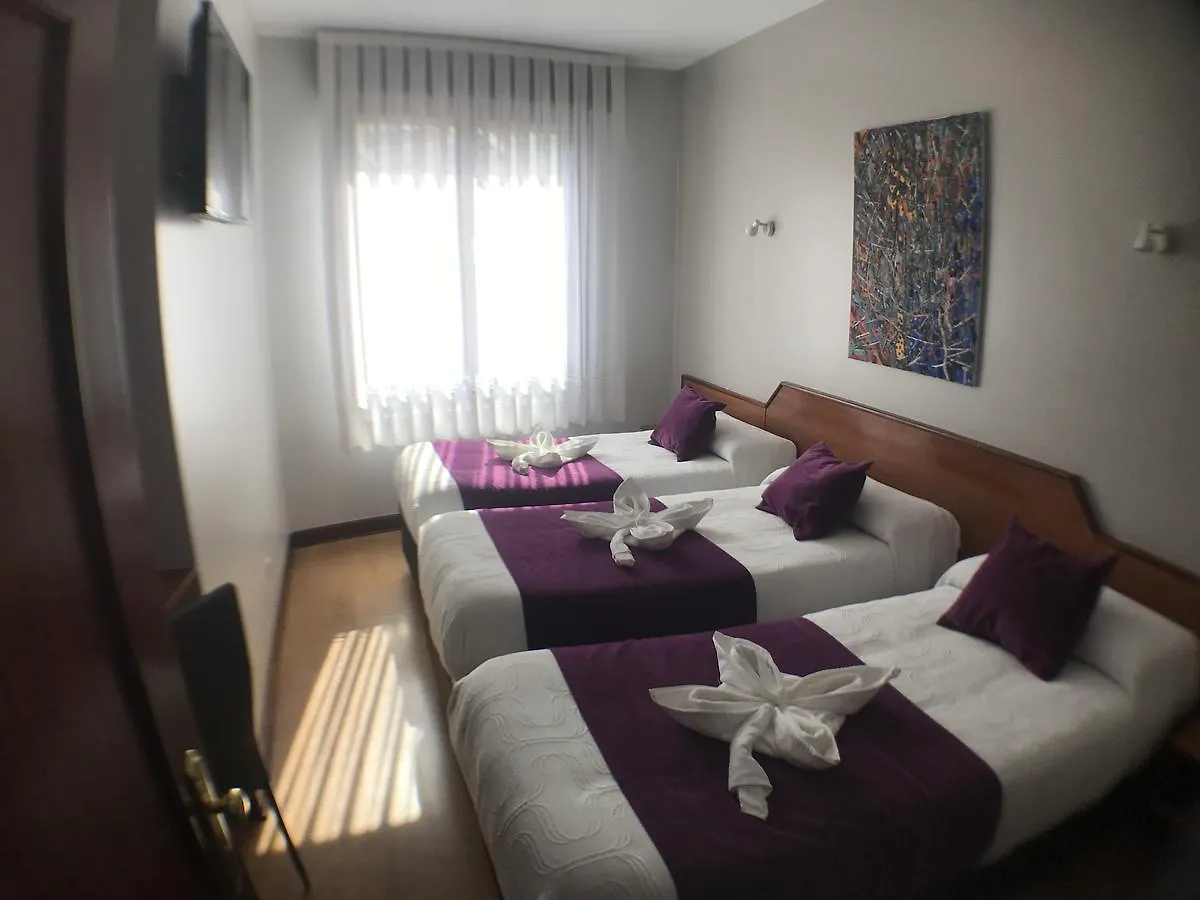 Pension La Salve Bilbao 2*,